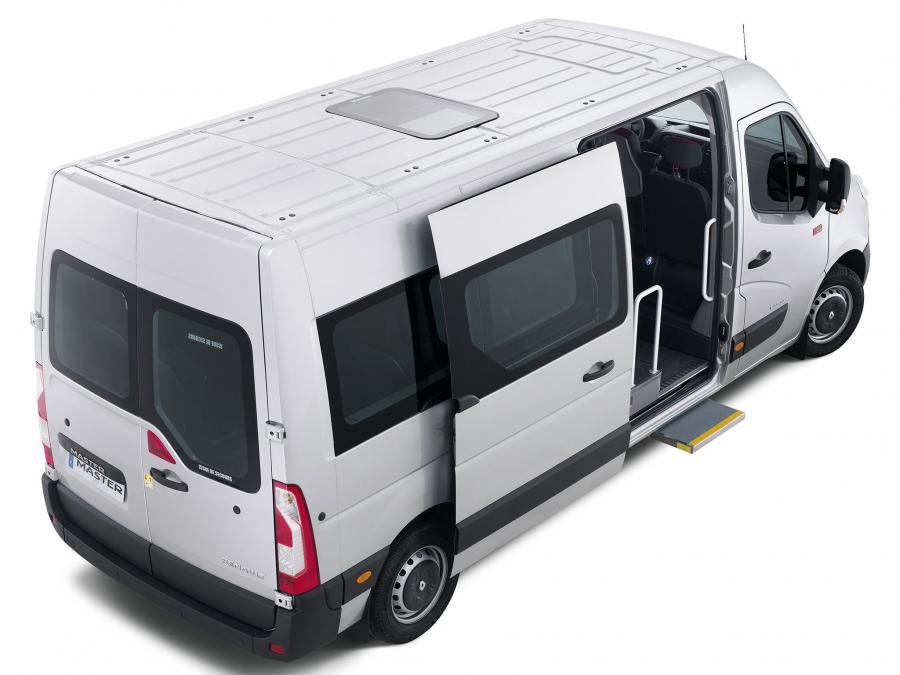  Renault Master Minibus LWB 2010 года  (фото 6 из 10)